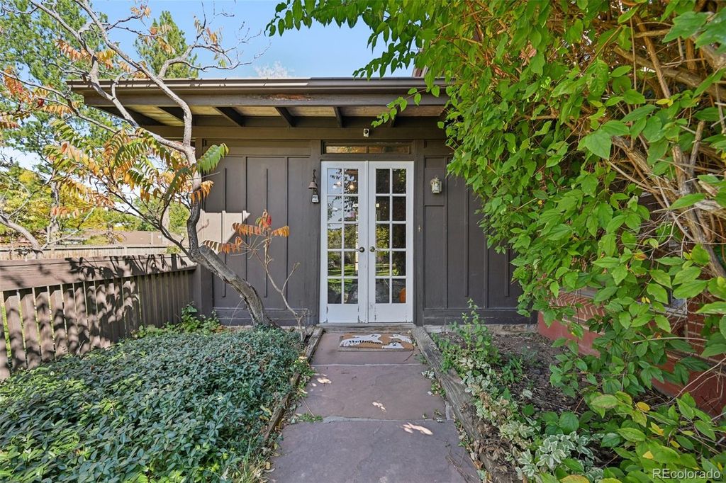 Image 44 of property listing at 6310 Simmons Drive, Boulder, CO 80303