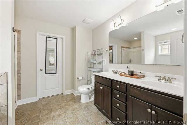 183 Coopers Creek Avenue, Spring Lake, NC 28390