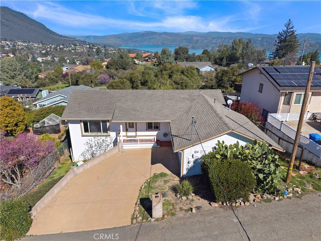 Image 1 of property listing at 9732 Pinon Way, Kelseyville, CA 95451