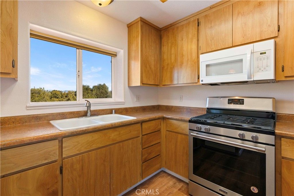 Image 14 of property listing at 9732 Pinon Way, Kelseyville, CA 95451