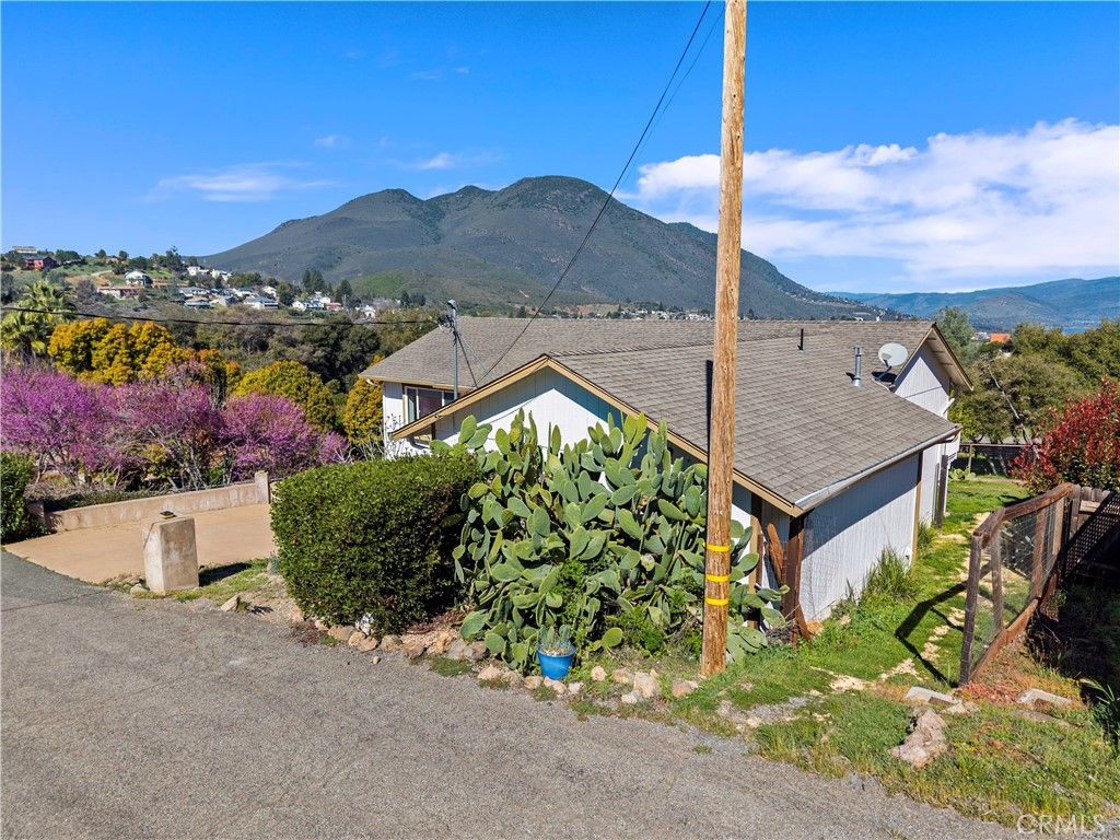 Image 41 of property listing at 9732 Pinon Way, Kelseyville, CA 95451