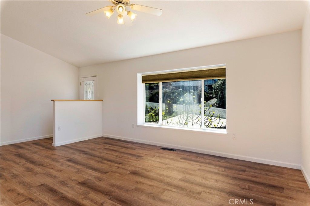 Image 5 of property listing at 9732 Pinon Way, Kelseyville, CA 95451