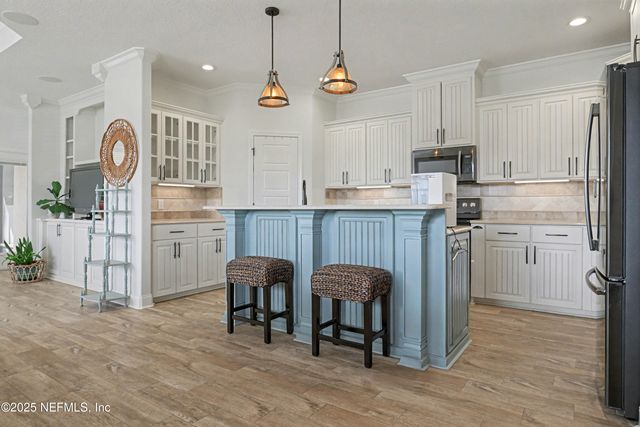 102 THOMAS Court, Kingsland, GA 31548