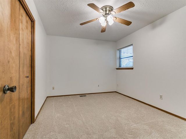 309 Kingsbury Drive, Norman, OK 73072