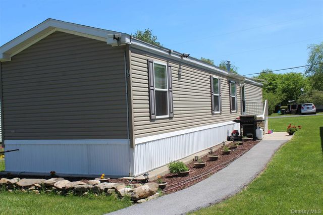 16 BIVONA LANE LOT 10, New Windsor, NY 12553