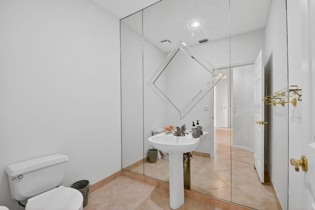 7760 Carrington Court, Boynton Beach, FL 33472