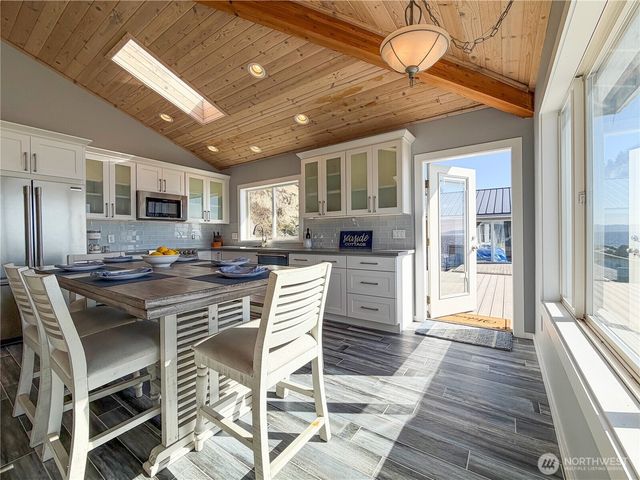 26 H South Beach Drive, Hat Island, WA 98206