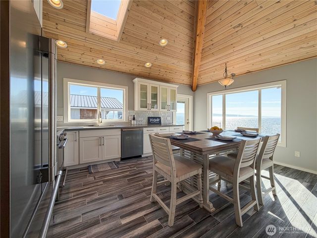 26 H South Beach Drive, Hat Island, WA 98206