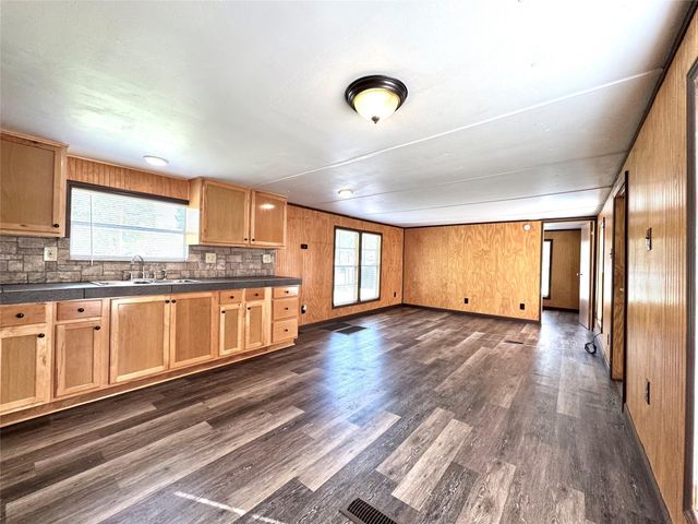 1718 W Dumble Street 2, Alvin, TX 77511