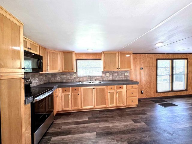 1718 W Dumble Street 2, Alvin, TX 77511