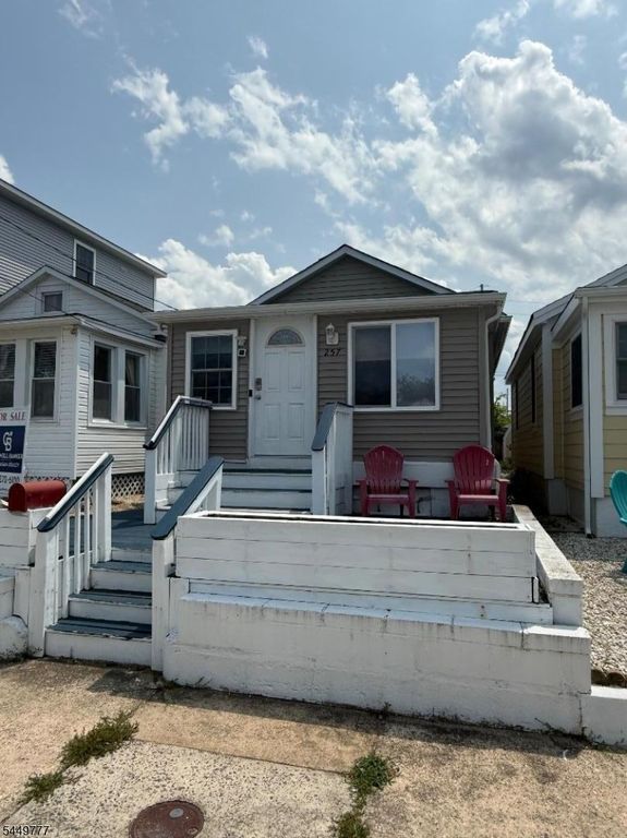 257 Sheridan Ave, Seaside Heights Boro, NJ 08751