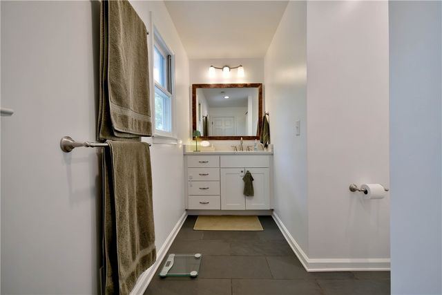 215 Riverside Drive, Piedmont, SC 29673
