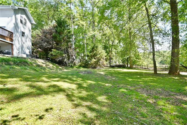 215 Riverside Drive, Piedmont, SC 29673