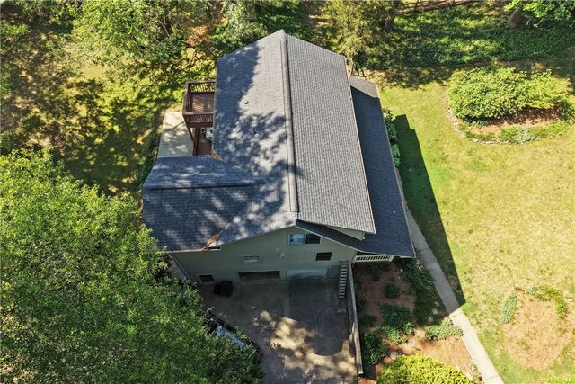 215 Riverside Drive, Piedmont, SC 29673