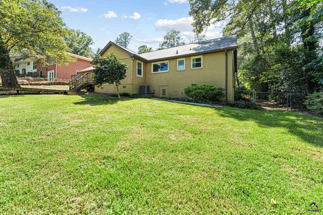 308 Clairmont Drive, Warner Robins, GA 31088