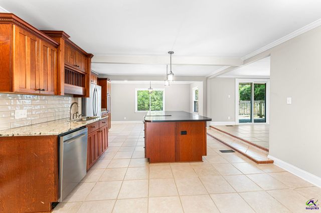 308 Clairmont Drive, Warner Robins, GA 31088
