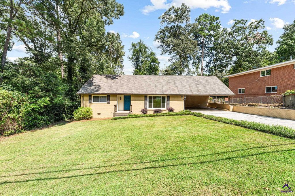 308 Clairmont Drive, Warner Robins, GA 31088