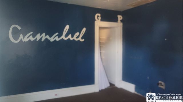 10 Mcdaniel Avenue, Jamestown, NY 14701