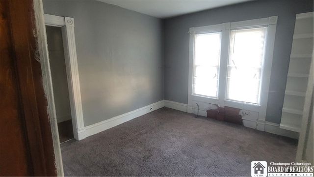 10 Mcdaniel Avenue, Jamestown, NY 14701