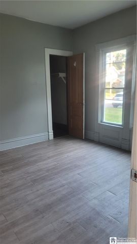 10 Mcdaniel Avenue, Jamestown, NY 14701