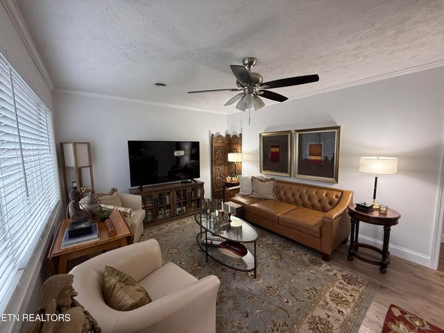 310 Valley St, Morristown, TN 37813