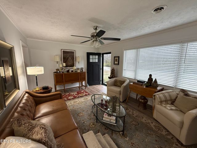 310 Valley St, Morristown, TN 37813