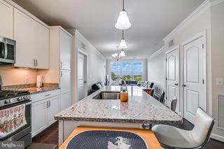 13722 NEIL ARMSTRONG AVE #405, Herndon, VA 20171