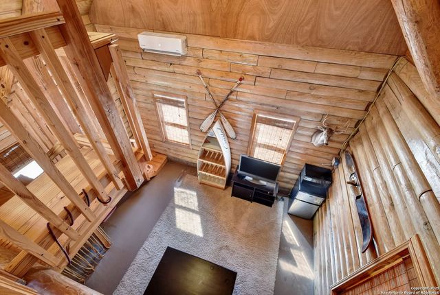 920 Pebble Bch Dr NW, Lakehills, TX 78063