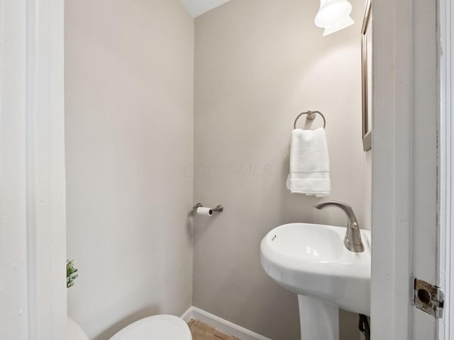 319 E Gates Street, Columbus, OH 43206