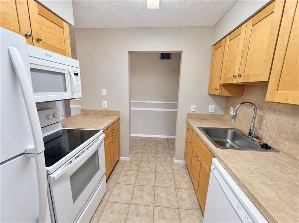 225 Riverbend Drive 225, Mobile, AL 36605 — photo 3