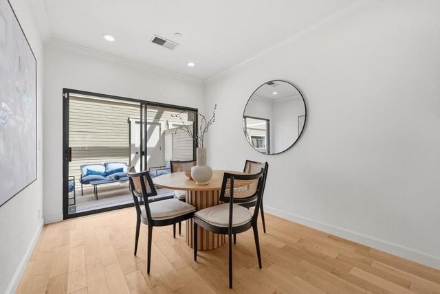 915 La Mesa Terrace B, Sunnyvale, CA 94086