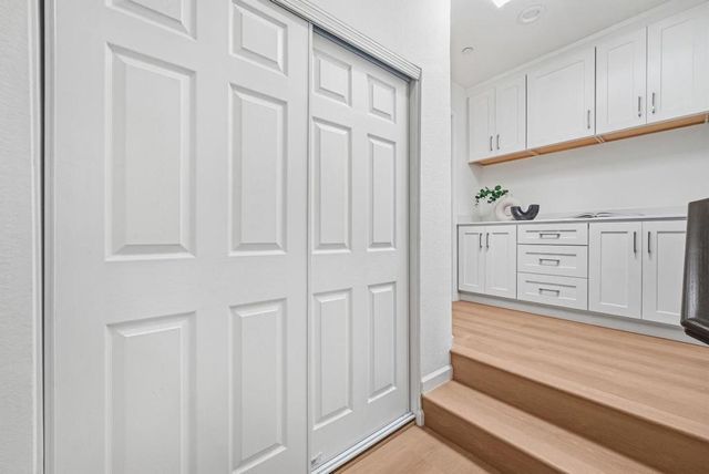 915 La Mesa Terrace B, Sunnyvale, CA 94086