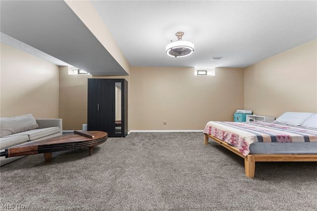 16501 Station Road, Columbia Station, OH 44028