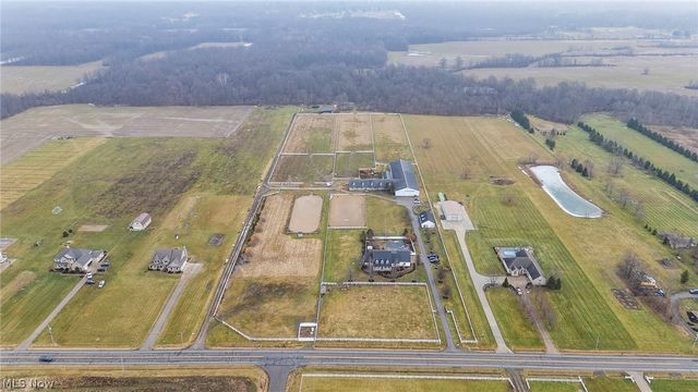 16501 Station Road, Columbia Station, OH 44028