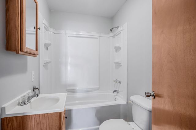 220 Higginbotham Rd, Mcminnville, TN 37110