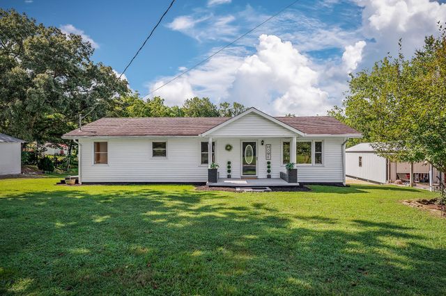 220 Higginbotham Rd, Mcminnville, TN 37110