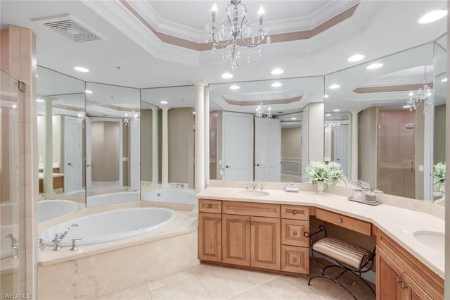 295 Grande WAY T 03, Naples, FL 34110