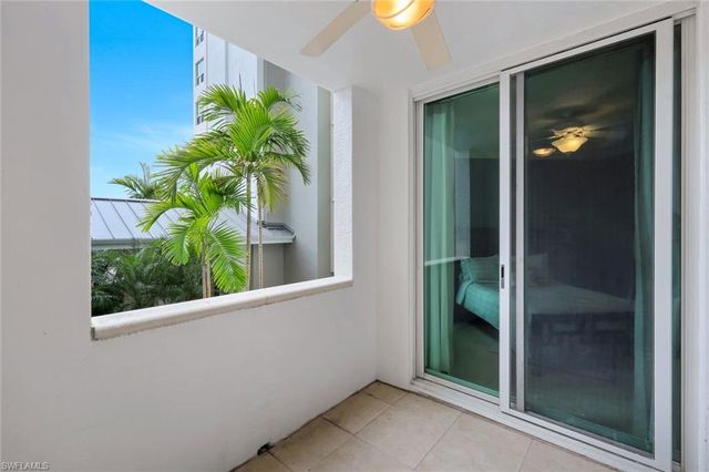 295 Grande WAY T 03, Naples, FL 34110