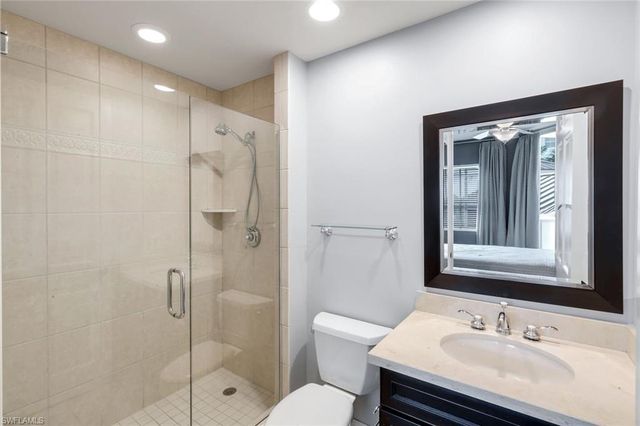 295 Grande WAY T 03, Naples, FL 34110