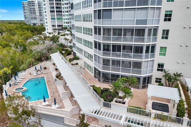 295 Grande WAY T 03, Naples, FL 34110