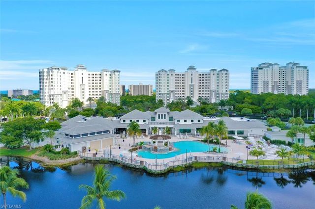 295 Grande WAY T 03, Naples, FL 34110