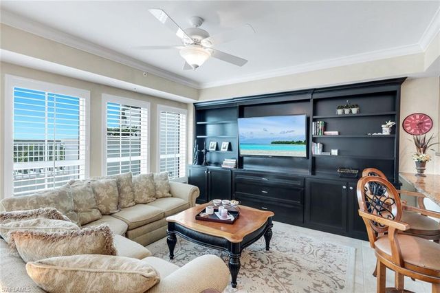 295 Grande WAY T 03, Naples, FL 34110