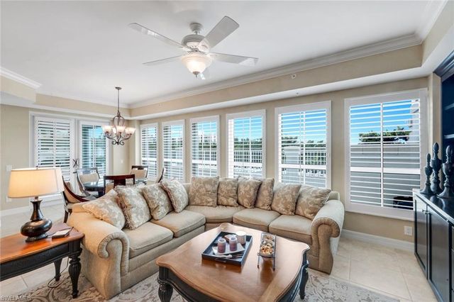 295 Grande WAY T 03, Naples, FL 34110