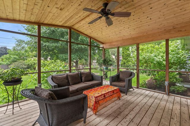 4705 Valley View Road, Edina, MN 55424