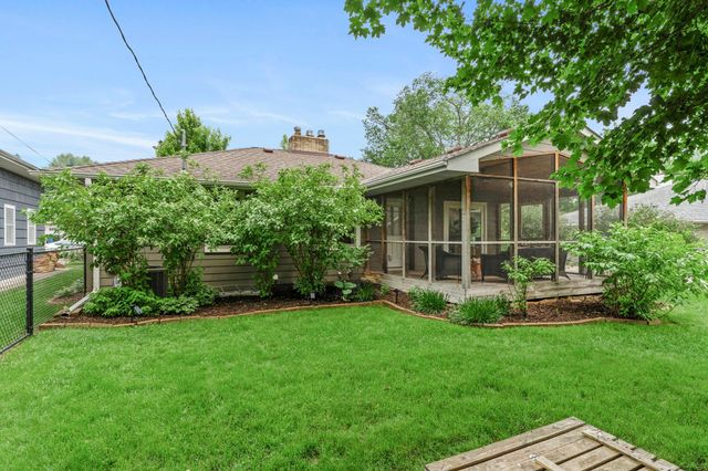 4705 Valley View Road, Edina, MN 55424