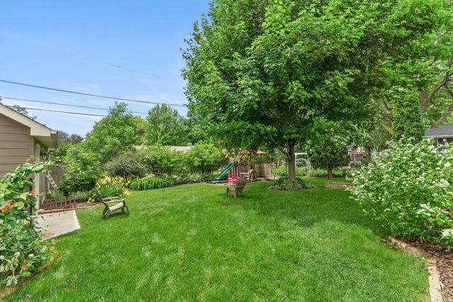 4705 Valley View Road, Edina, MN 55424