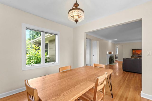 4705 Valley View Road, Edina, MN 55424