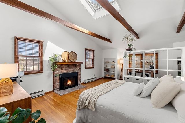 23 Hillside Ave 23, Marblehead, MA 01945