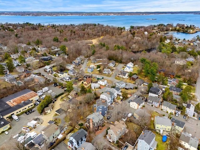 23 Hillside Ave 23, Marblehead, MA 01945