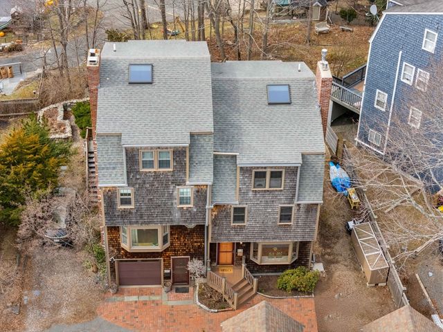 23 Hillside Ave 23, Marblehead, MA 01945